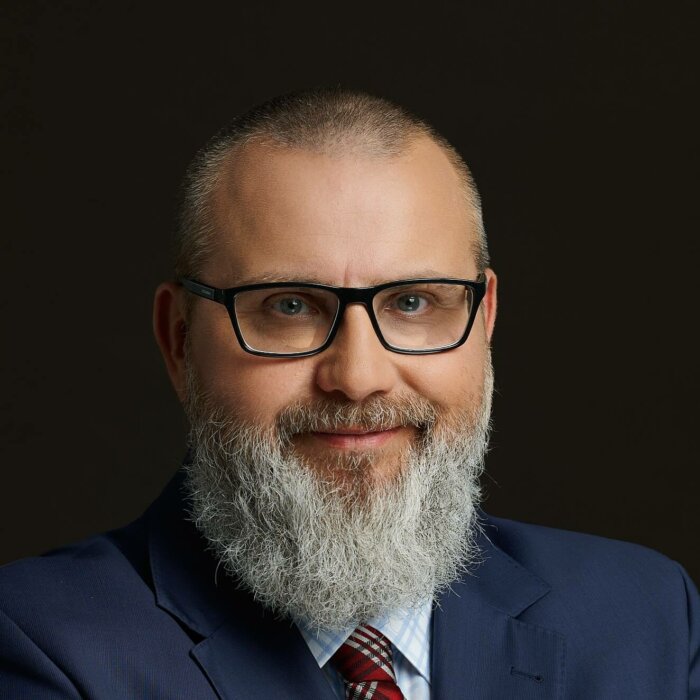 Gniewomir Parzyjagła_kwadrat