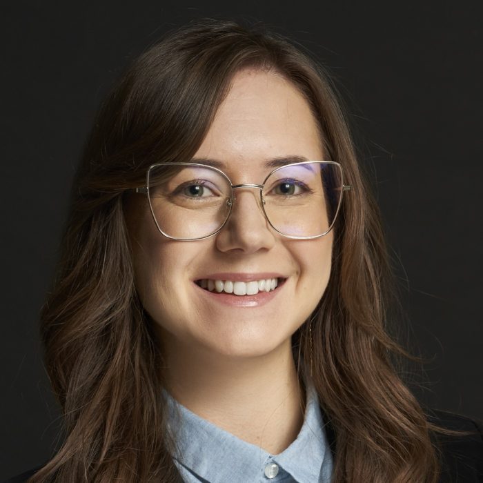 Alicja Okrucińska kwadrat