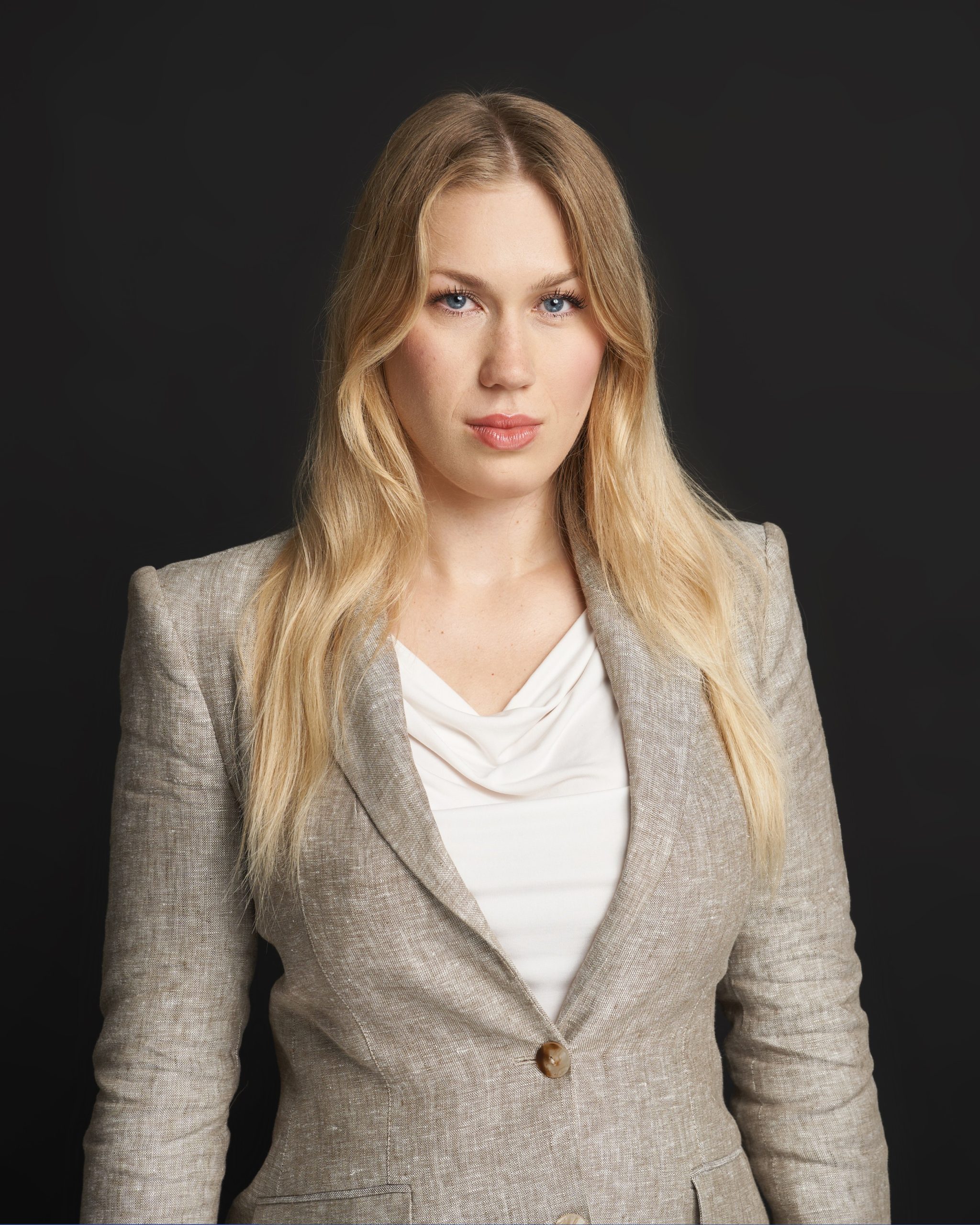 Julia Bombik prostokat scaled